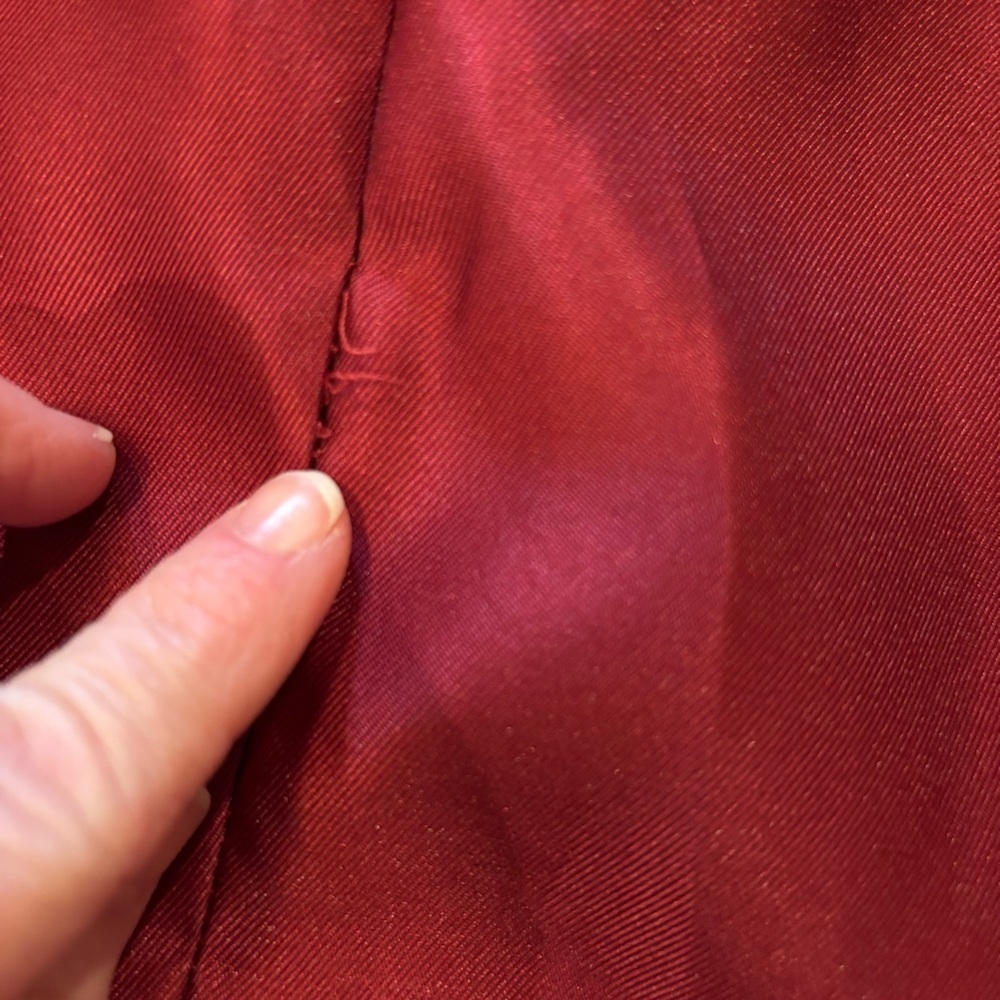 NWT Alfred Sung Off the Shoulder Satin Gown in Burgundy, size 4R - Picture 9 of 16